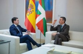 ep archivo   el presidente del gobierno pedro sanchez d y el lehendakari imanol pradales i