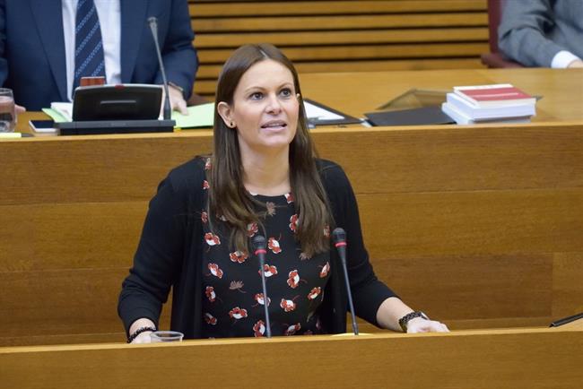 Beatriz Gascó durante una de sus intervenciones en las Corts | PPCV - Archivo ep beatriz gasco durantedeintervencioneslas corts