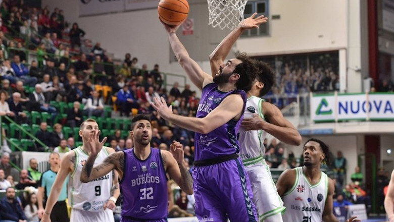 ep benite anota en el dinamo sassari - san pablo burgos ep benite anota en el dinamo sassari - san pablo burgos