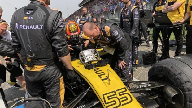 ep carlos sainz china