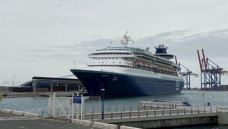 ep el buque sovereign de pullmantur en el puerto de malaga