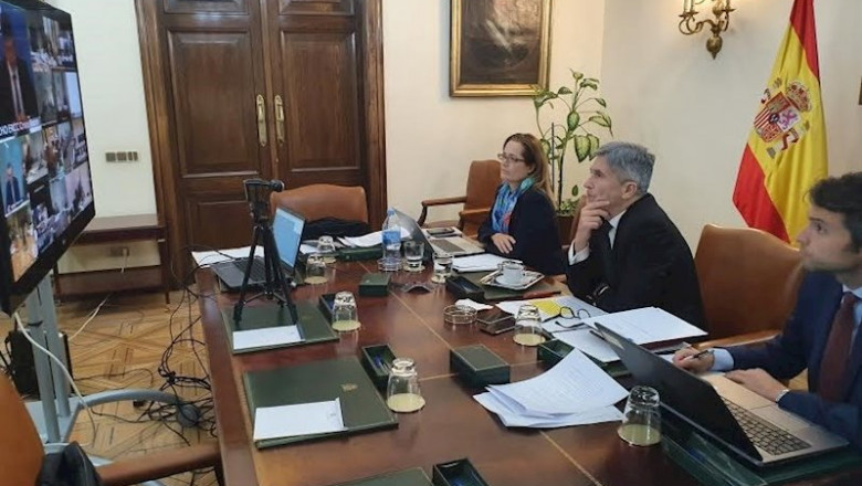 El ministro del Interior, Fernando Grande-Marlaska, en una reunión telemática desde su despacho | INTERIOR ep el ministro del interior fernando grande-marlaska en una reunion telematica desde su despacho