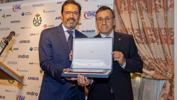 ep el presidente de ala javier gandara recibe premio ingeniero del ano 2023