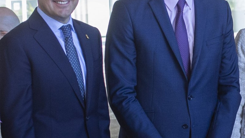 el presidente del Gobierno, Pedro Sánchez (d) junto al presidente de la Junta, Juanma Moreno (i) en la inauguración del Congreso Mundial de Turismo WTTC. En Fibes. | María José López - Europa Press - Archivo ep el presidente del gobierno pedro sanchez d junto al presidente de la junta juanma moreno i en la