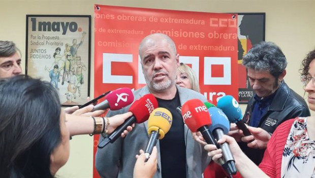 ep el secretario confederal de ccoo unai sordo atiende a los medios en badajoz