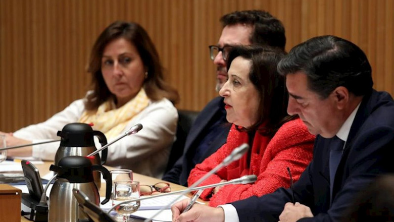 La ministra de Defensa Margarita Robles (3i), interviene en la reunión de la Comisión de Defensa del Congreso (Foto de archivo). | Óscar Cañas - Europa Press ep la ministra de defensa margarita robles 3i interviene en la reunion de la comision de defensa del