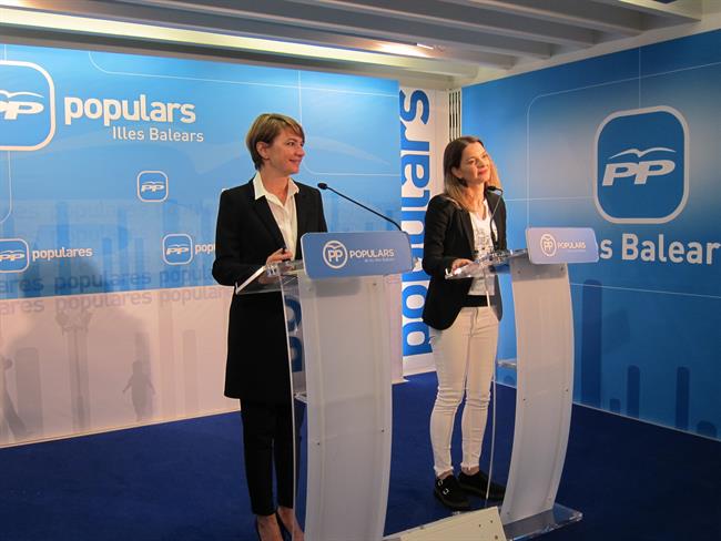 Margalida Durán y Margalida Prohens en la sede del PP | EUROPA PRESS ep margalida duranmargalida prohensla sedepp