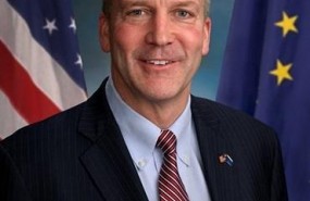 ep senador estadounidense dan sullivan