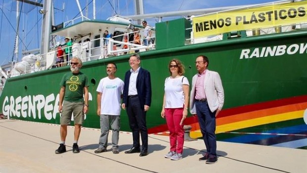 ep ximo puig visitabarcogreenpeace