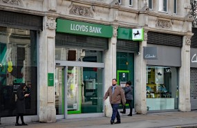 image of the news Lloyds FY profit soars, puts aside &pound;450m for motor finance probe