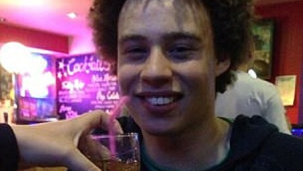 Marcus Hutchins, resposable de detener al virus WannaCry | DAILY MAIL marcus hutchins wannacry