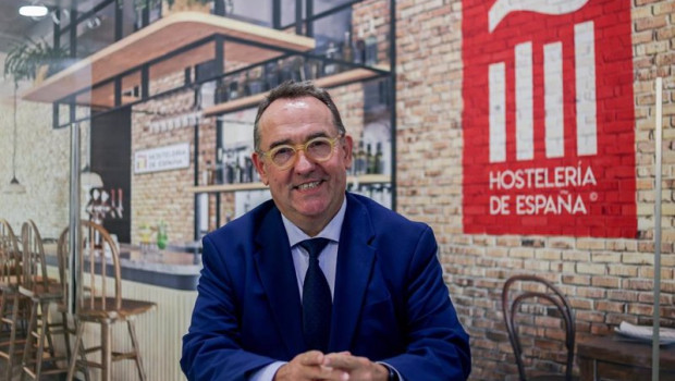 ep archivo   el presidente de la confederacion empresarial de hosteleria de espana jose luis yzuel