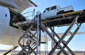 ep archivo   una carga de vehiculos despega desde el aeropuerto de zaragoza con destino a etiopia
