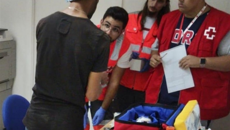 Atención a los migrantes que han llegado en patera a El Campello | CRUZ ROJA ep atencion a los migrantes que han llegado en patera a el campello
