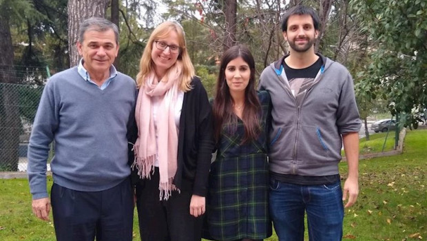 ep de izquierda a derecha juan bueren elena almarza cristina mesa y carlos damian del grupo que ha