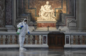 ep desinfectan la basilica de san pedro para su reapertura