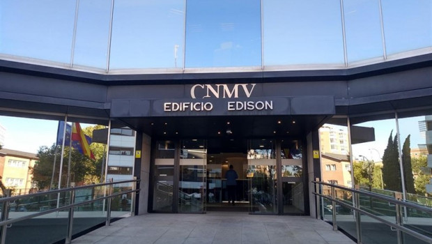 ep economiafinanzas- la cnmv adviertemasuna decena de chiringuitos financieros
