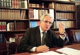 ep el ex ministro de justicia e historico dirigentes del psoe enrique mugica herzog