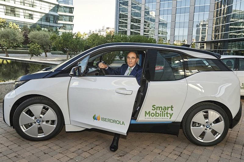 ep el presidente de iberdrola ignacio sanchez galan en un vehiculo electrico ep el presidente de iberdrola ignacio sanchez galan en un vehiculo electrico