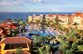 ep hotel bahia principe sunlight costa adeje situado en la zona sur de tenerife en playa paraiso