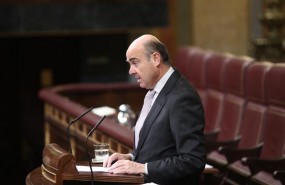 ep luis guindos comparece congreso diputados