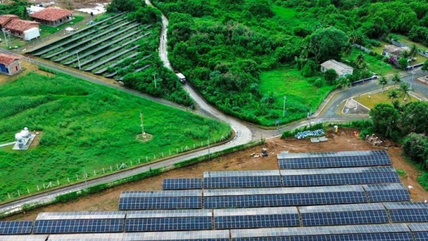 ep paneles solares del proyecto noronha verde de iberdrola en brasil