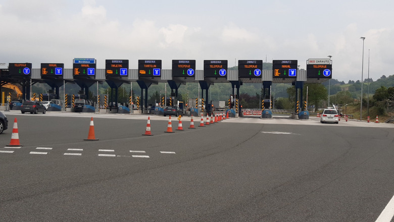 etc toll plaza zarautz highway ap 8 basque country spain ktc8063 etc toll plaza zarautz highway ap 8 basque country spain ktc8063