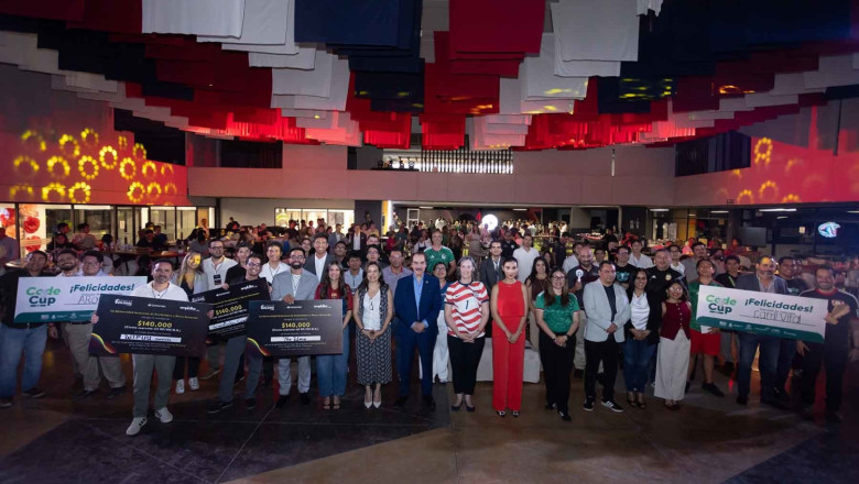 Beyond the World Cup reunió a emprendedores en torno al mundial de futbol. foto 1