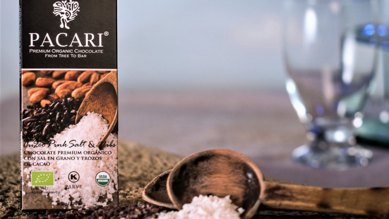 1639140578 chocolate sal y nibs pacari 