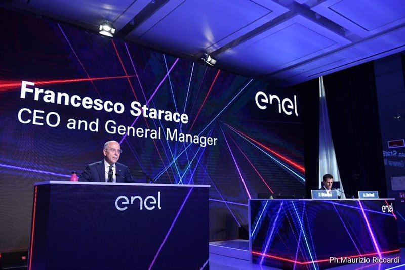Giorgia Meloni cambia a la cúpula de Enel en Italia: Cattaneo sustituye a Starace