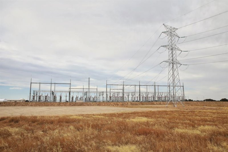 La demanda eléctrica en España sube un 0,1% en mayo, con cuota récord de la fotovoltaica