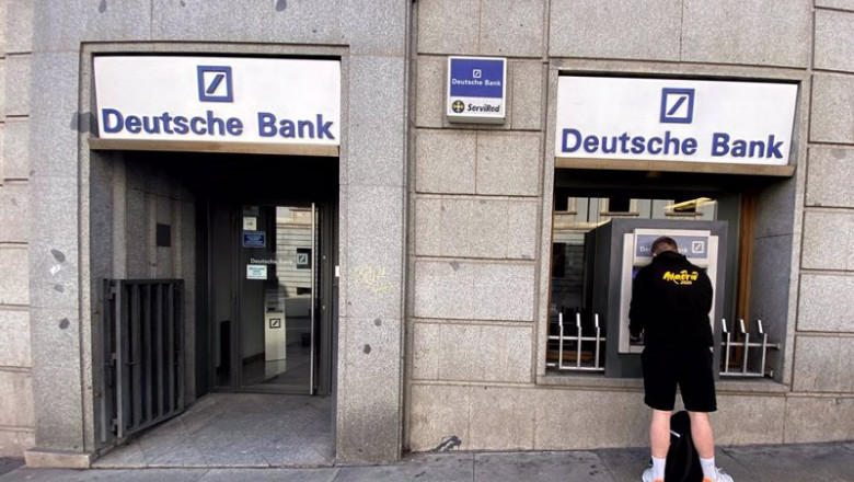 ep archivo un hombre retira dinero de un cajero deutsche bank en madrid espana a 7 de febrero de ep archivo un hombre retira dinero de un cajero deutsche bank en madrid espana a 7 de febrero de