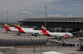 ep archivo   varios aviones de iberia aparcados en el aeropuerto adolfo suarez madrid barajas