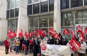 ep concentracion del personal de inspeccion de trabajo ante el edificio de ministerios