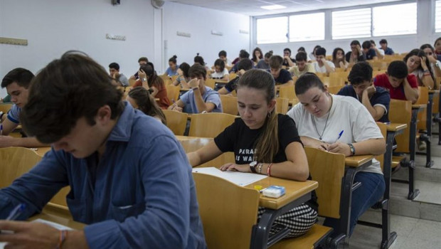 ep convocatoria extraordinaria de las pruebas de selectividad en la universidad de sevilla alumnos