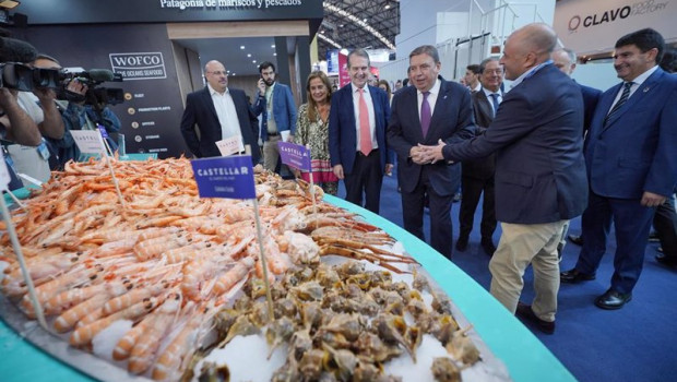 ep el ministro de agricultura pesca y alimentacion en funciones luis planas en su visita a conxemar