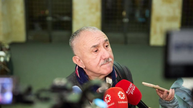 ep el secretario general de ugt pepe alvarez atiende a los medios antes de la reunion con la mesa de