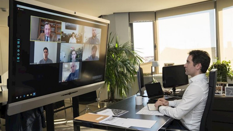ep el secretario general del pp teodoro garcia egea en una reunion por videoconferencia desde su