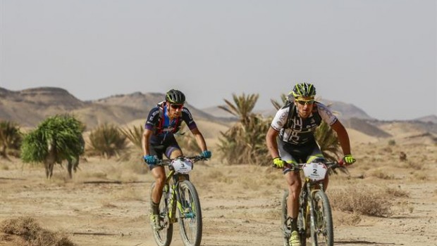 ep gaes titan desert by garmin