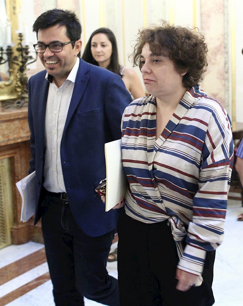 ep gerardo pisarello y gloria elizo candidatos de unidas podemos a la mesa del congreso
