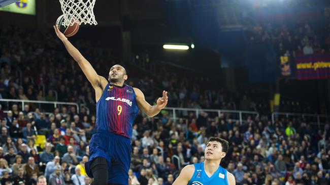 Hanga anota con el Barcelona Lassa ante el Montakit Fuenlabrada | 1718_FCB-MKF (2) ep hanga anotabarcelona lassamontakit fuenlabrada