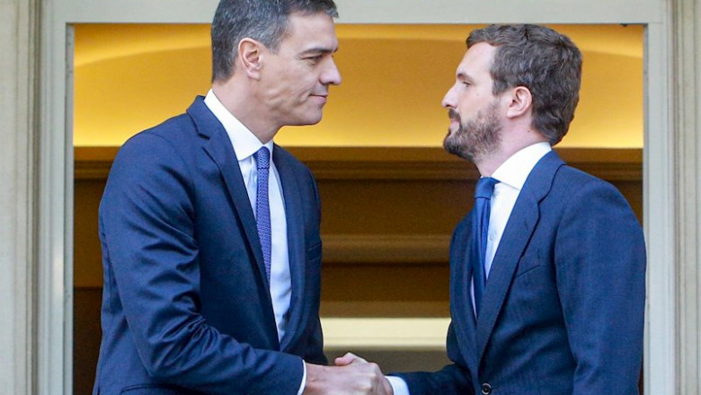 ep i-d el presidente del gobierno en funciones pedro sanchez y el presidente del pp pablo casado se