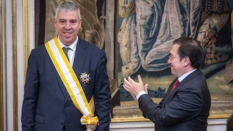 José Vicente de los Mozos recibe la Gran Cruz de Isabel la Católica | RENAULT ep jose vicente de los mozos recibe la gran cruz de isabel la catolica