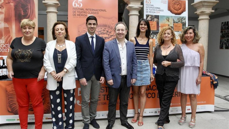 La compañía teatral canaria Antígona, formada por artistas con discapacidad visual, participa en el Festival de Mérida | FUNDACIÓN ONCE ep la compania teatral canaria antigona formadaartistasdiscapacidad visual participafestivalmerida