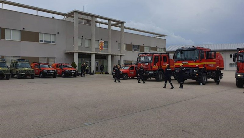 ep militares de la unidad militar de emergencias ume en la base de torrejon de ardoz madrid