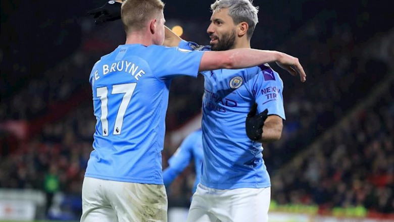 Sergio 'Kun' Agüero y Kevin De Bruyne celebran un gol con el Manchester City | Mike Egerton/PA Wire/dpa ep sergio kun aguero y kevin de bruyne celebran un gol con el manchester city