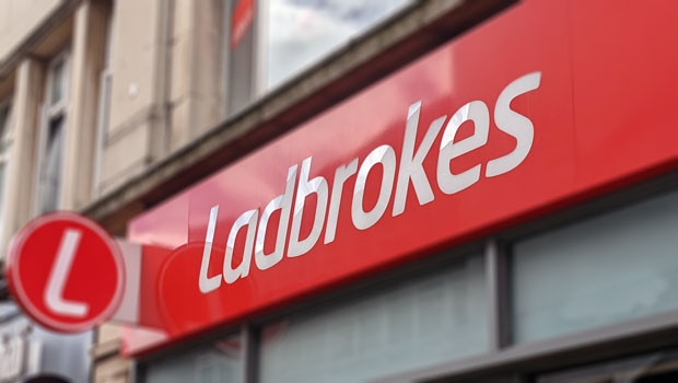 dl entain ladbrokes corail jeu bookies shop sign