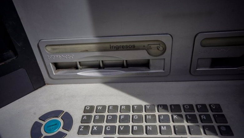 ep archivo   cajero de un banco