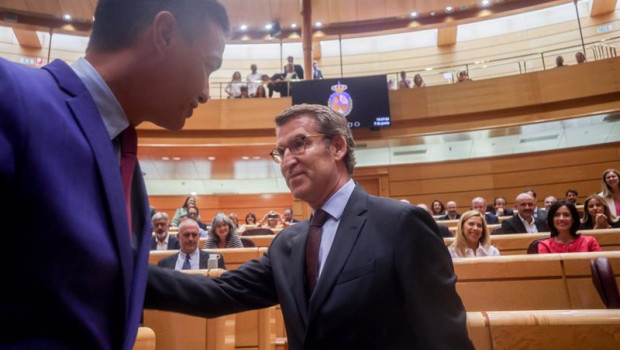 ep archivo   el presidente del gobierno pedro sanchez i y el lider del pp alberto nunez feijoo d se