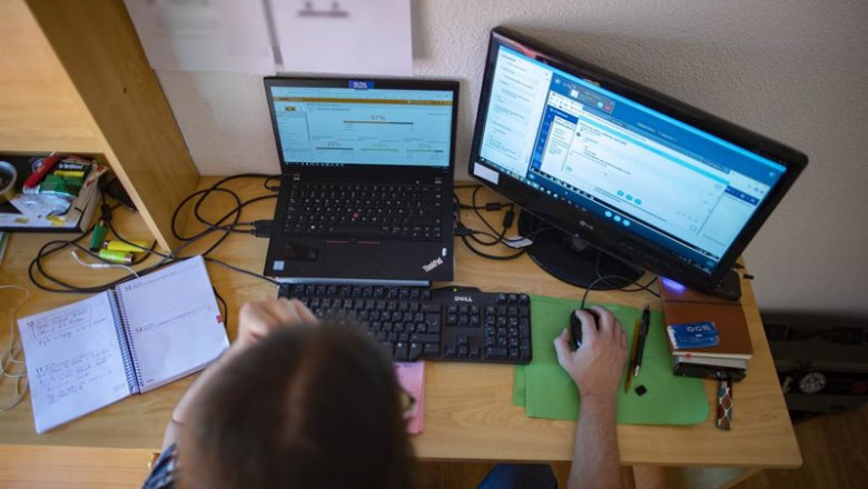 Archivo - Un hombre teletrabajando | Eduardo Parra - Europa Press - Archivo ep archivo un hombre teletrabajando